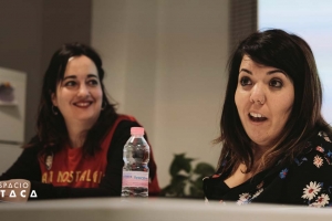 Nuria y Sandra, trabajadora social y psicóloga de Espacio Ítaca, Zaragoza